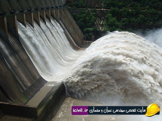 1024px Srisailam dam with gates open 2 min